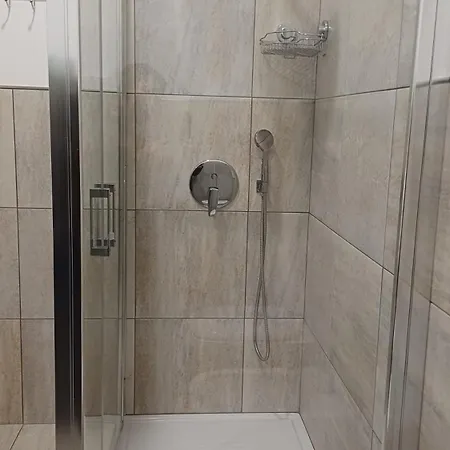 Oda ve Kahvaltı Monte 4*